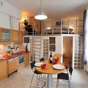 Feel At Apartamento Budapest